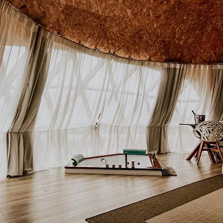 Natura Glamping Alcongosta Exterior photo