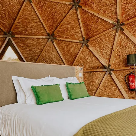 Natura Glamping Alcongosta Exterior photo