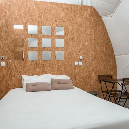 Natura Glamping Alcongosta Exterior photo